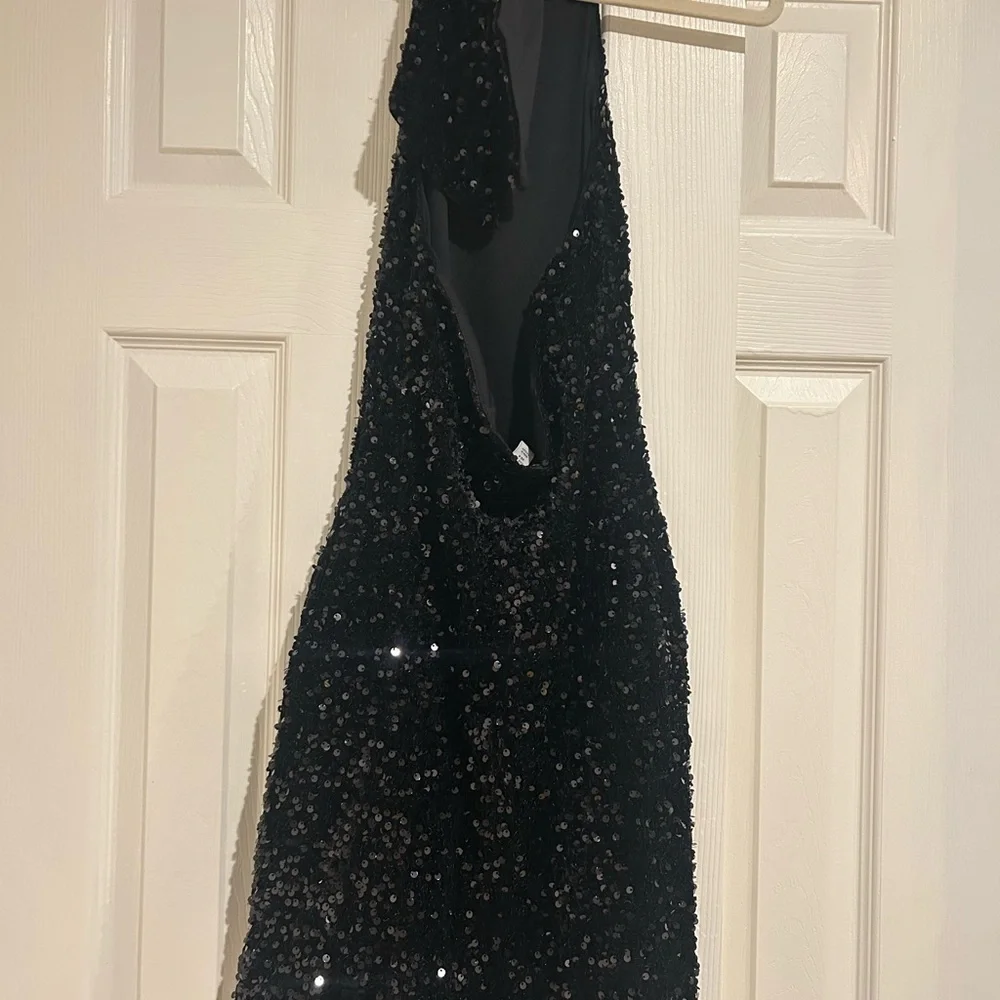 Topshop Elegant Black Sequin Dress open back size small (4) - Picture 3 of 5